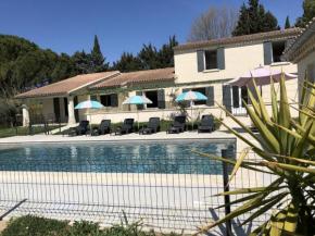 Belle Villa Conviviale avec Piscine